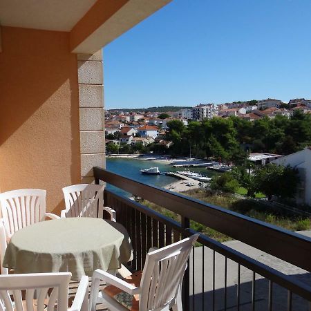 Vila Lola Apartmani Трогир Экстерьер фото